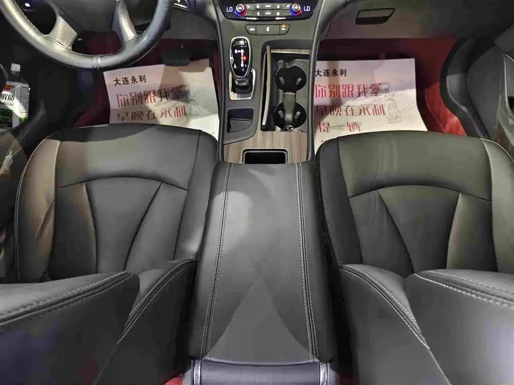 Buick LaCrosse — миниатюра 7