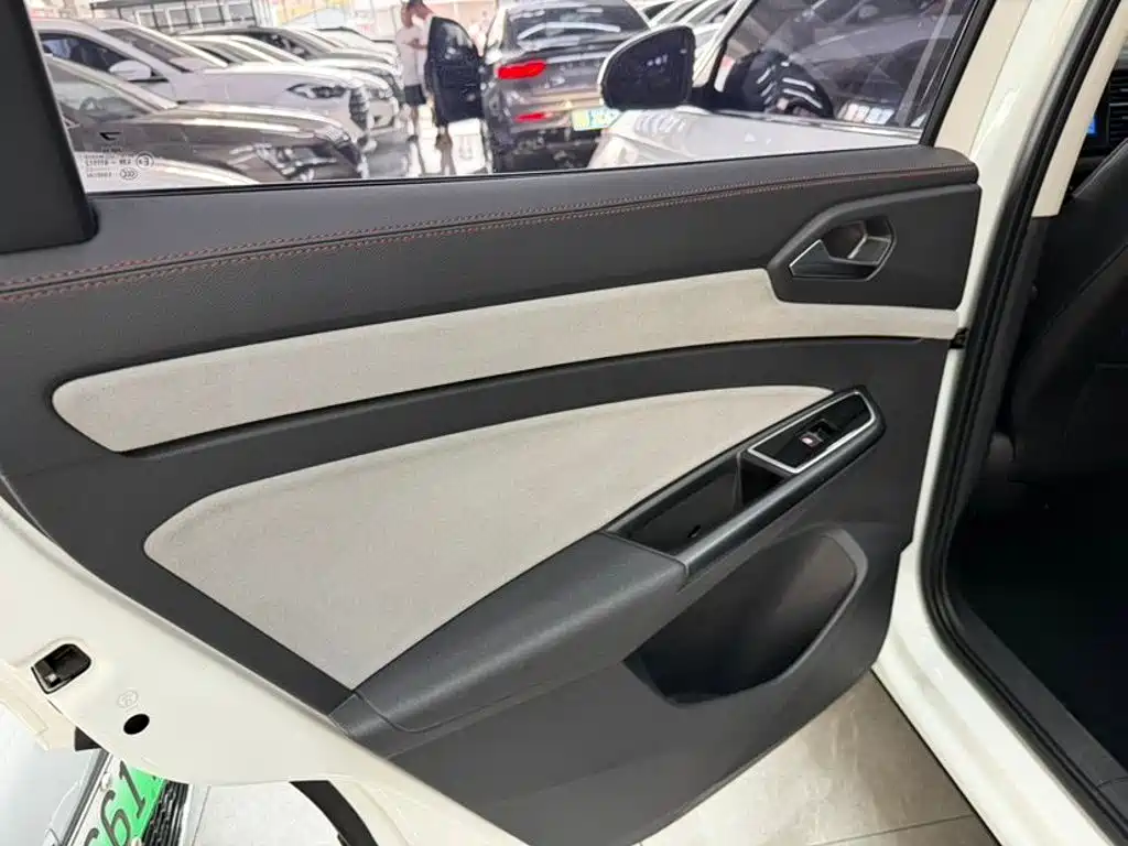 Jetta VS7 — миниатюра 21
