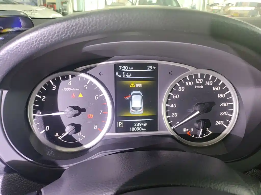 Nissan Tiida 2016 1.6L CVT