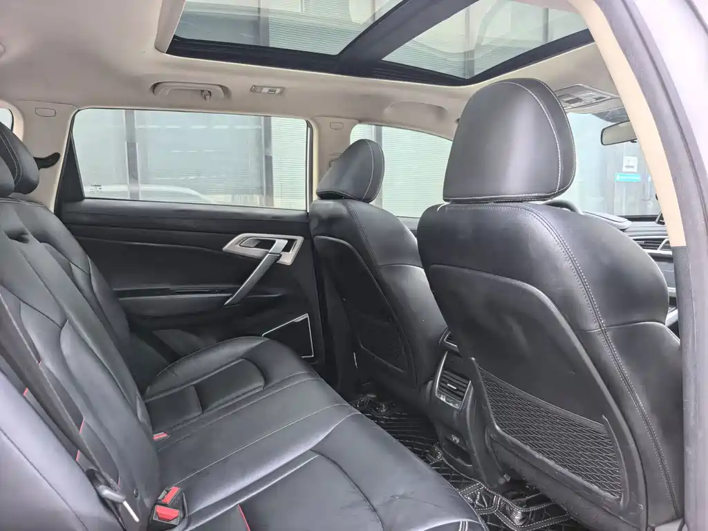 Geely Boyue — миниатюра 7