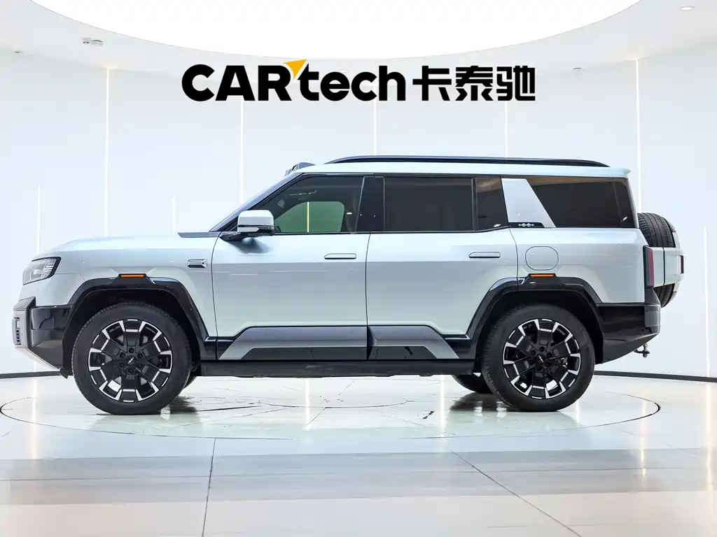 Fangchengbao Leopard 8 8 2025 Flagship 6 мест