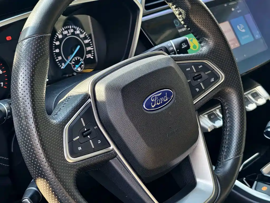 Ford Territory — миниатюра 12
