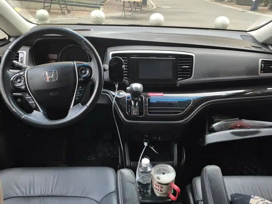 Honda Odyssey — миниатюра 12