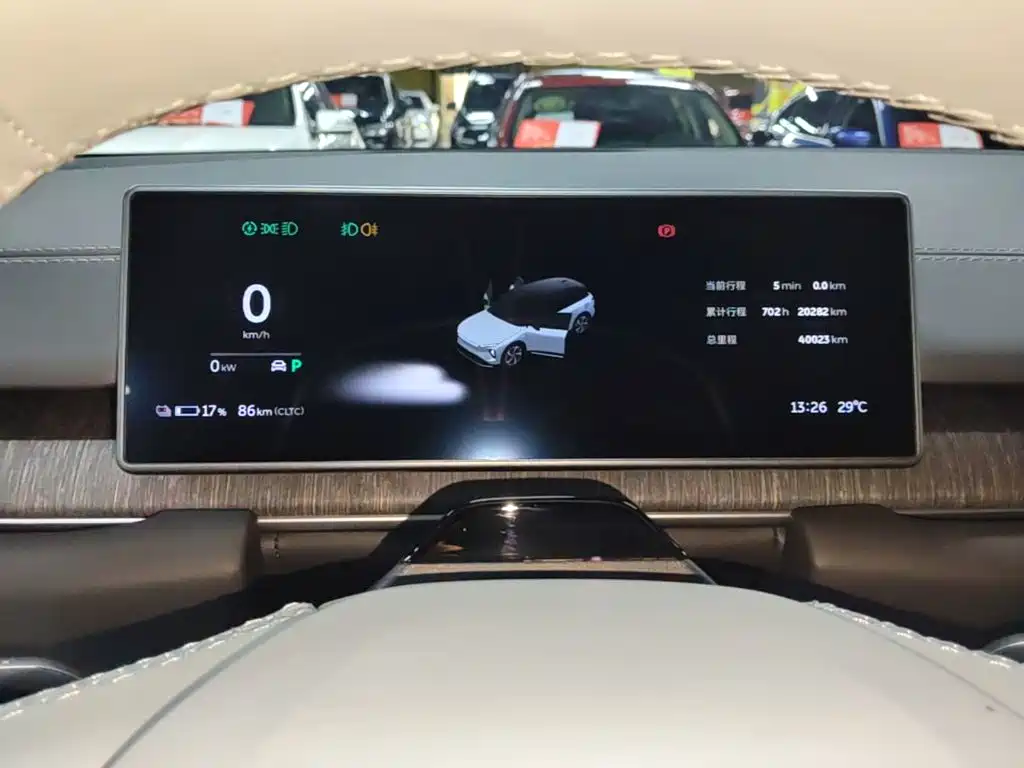 NIO ES6 — миниатюра 12