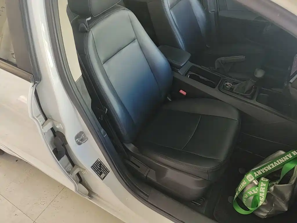 Qoros Qoros 3 — миниатюра 25