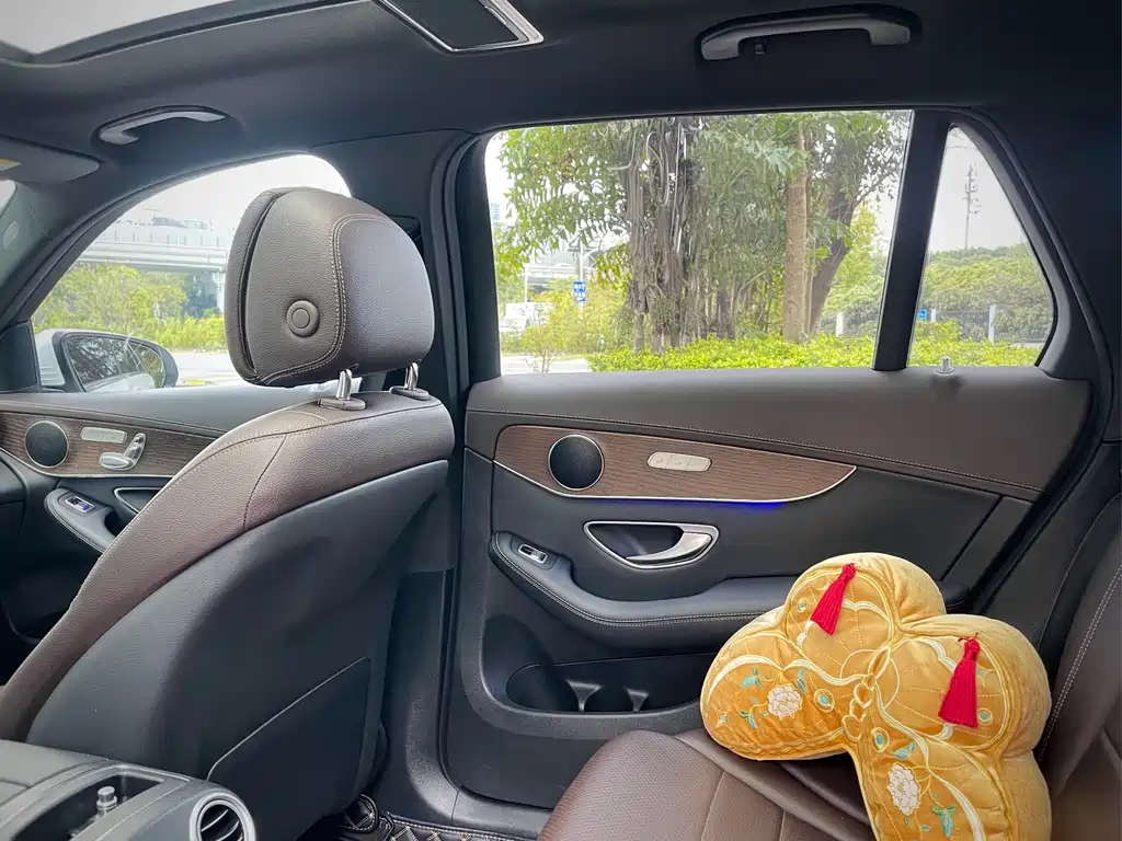 Mercedes-Benz GLC — миниатюра 13