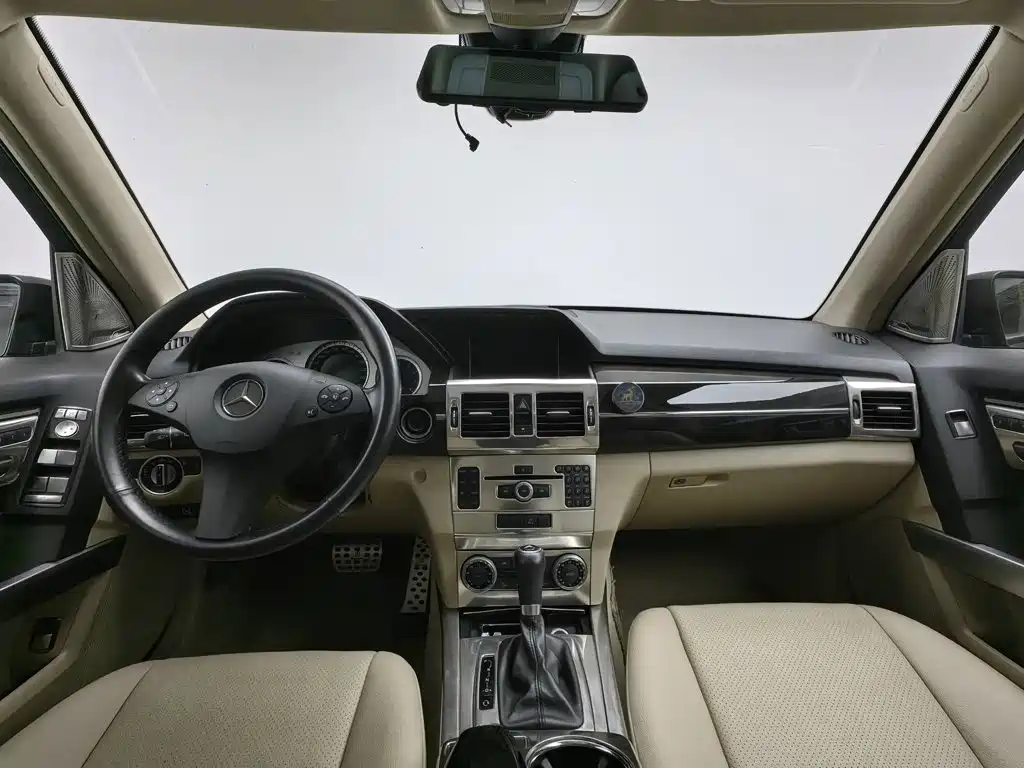 Mercedes-Benz GLK-Class (Import) — миниатюра 5