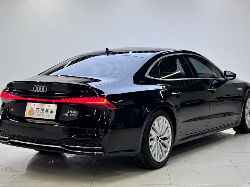 Audi A7L — миниатюра 3