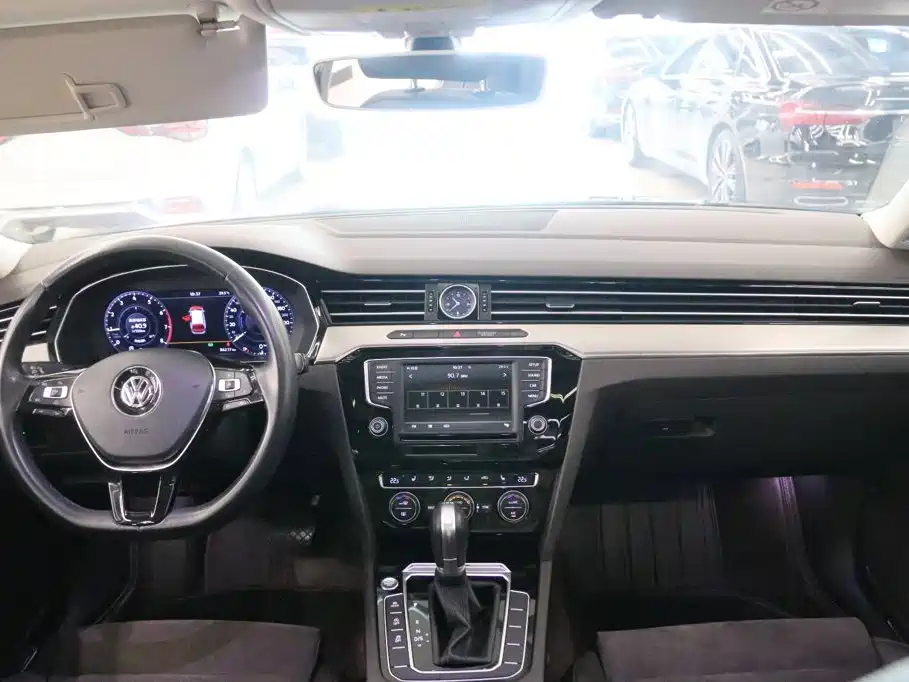 Volkswagen Viloran — миниатюра 4