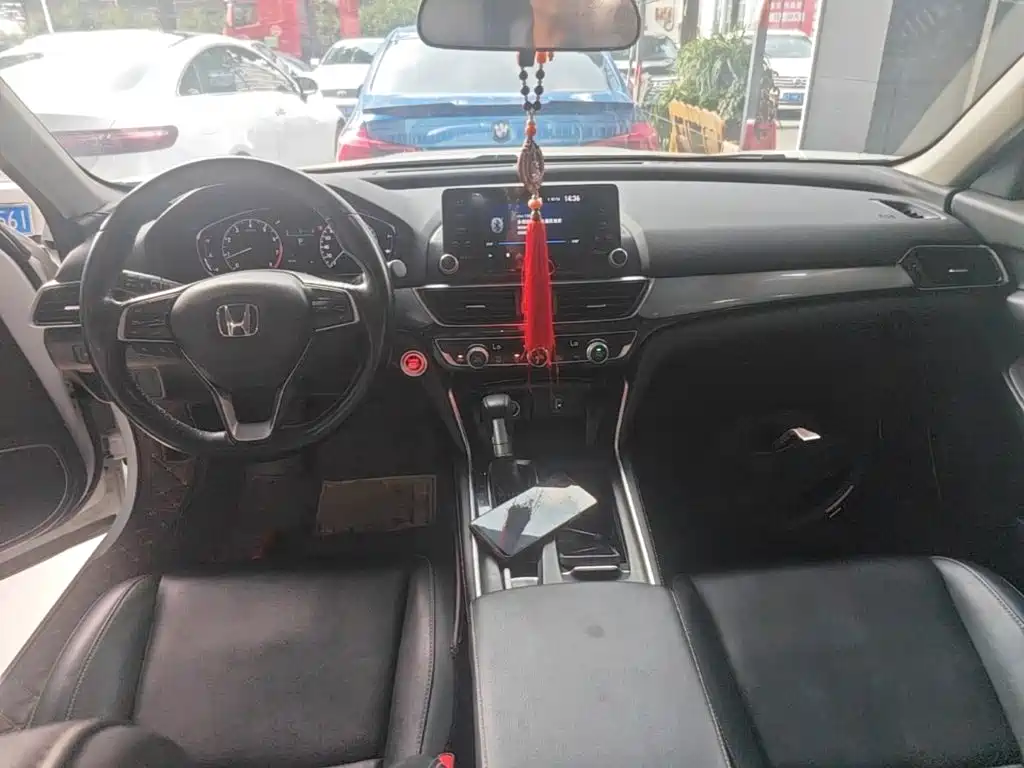 Honda Inspire — миниатюра 10