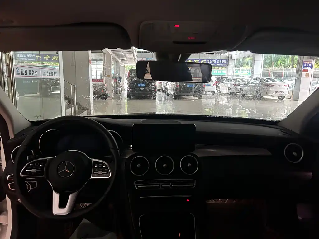 Mercedes-Benz C-Class — миниатюра 6
