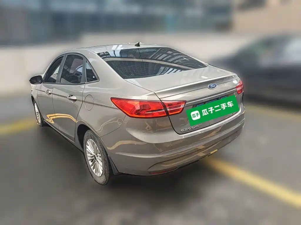 Ford Escort — миниатюра 25