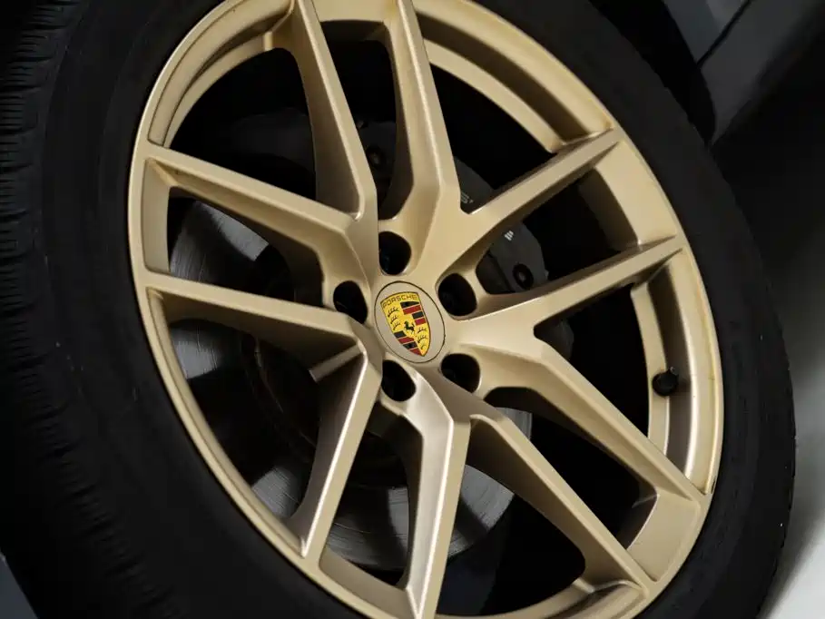 Porsche Macan — миниатюра 5