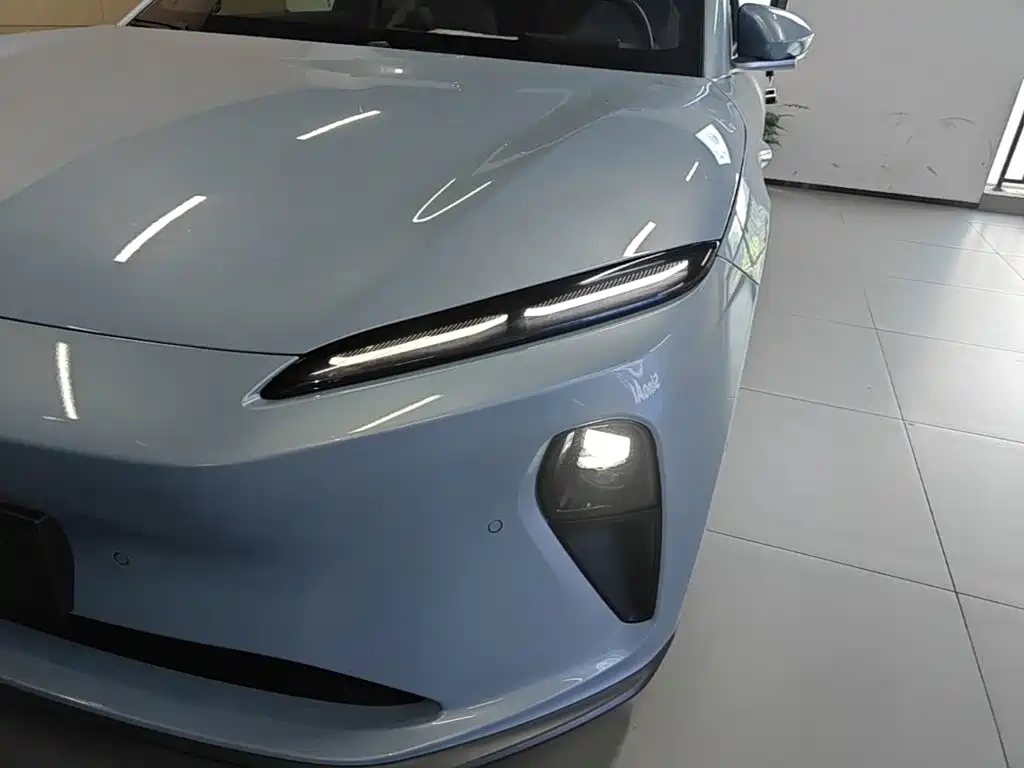 NIO ET5 — миниатюра 24