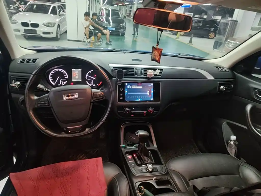 Qoros Qoros 5 — миниатюра 10