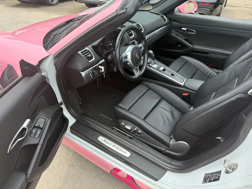 Porsche Boxster 2015 Boxster Style Edition 2.7L