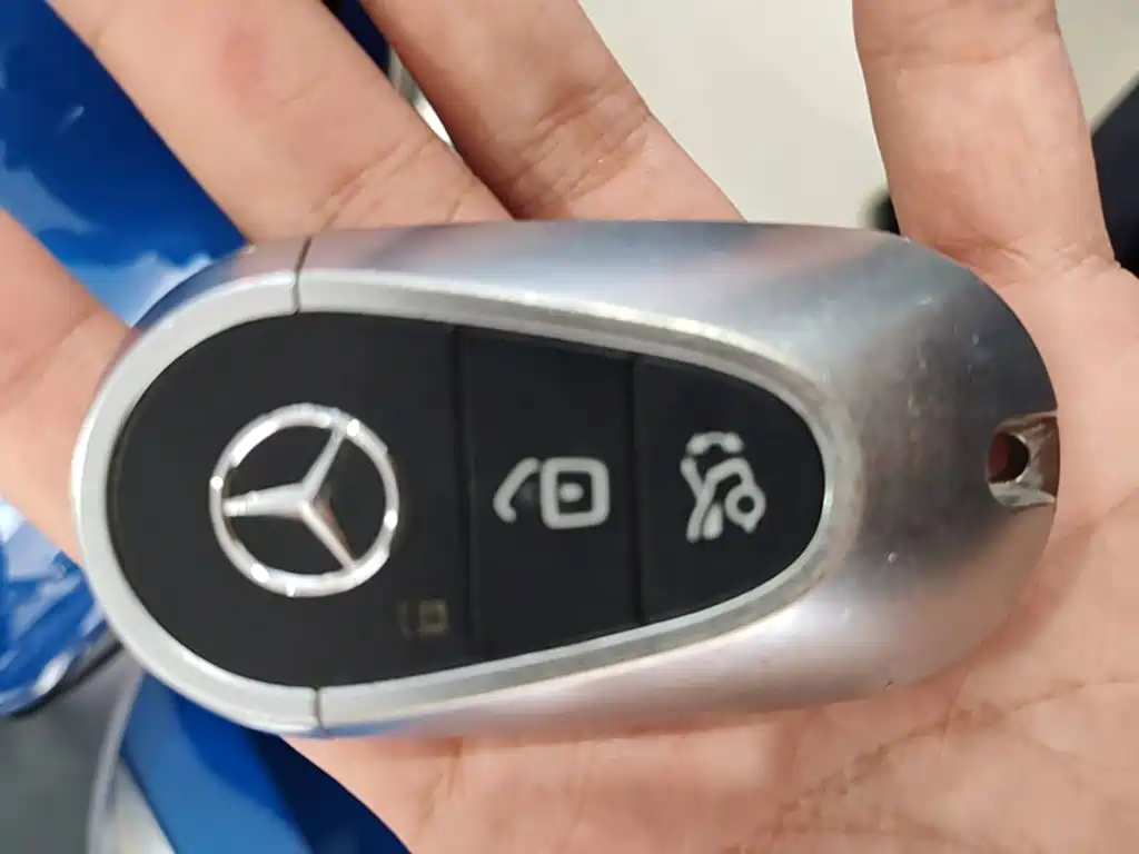 Mercedes-Benz C-Class — миниатюра 9