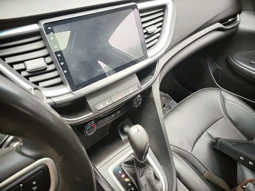 Buick Excelle — миниатюра 13