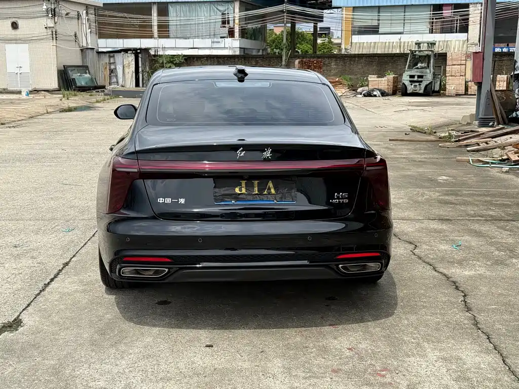 Hongqi Hongqi H5 — миниатюра 8