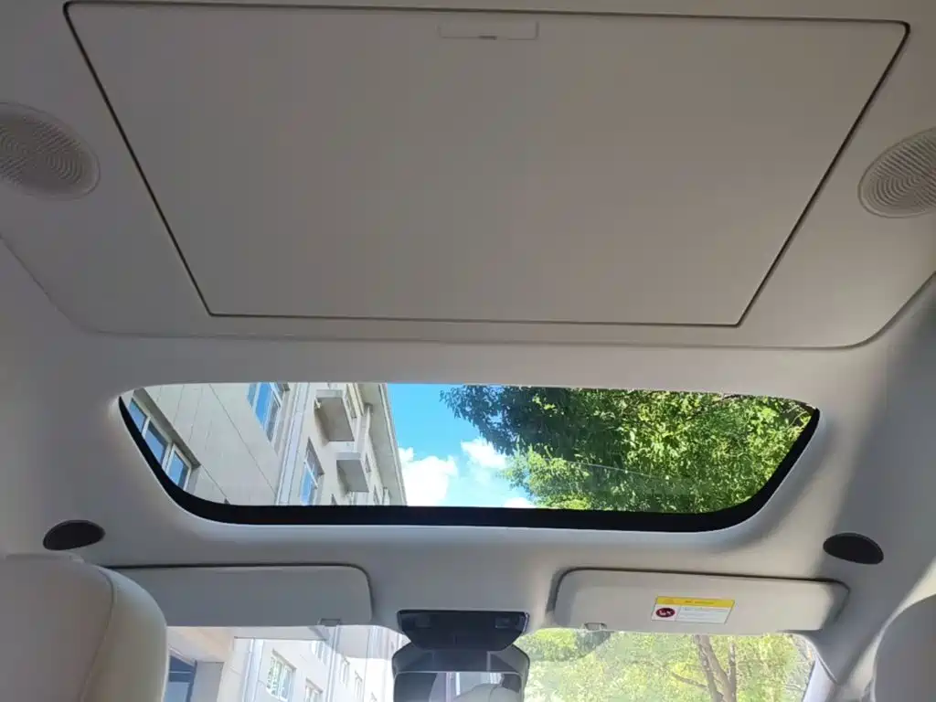Li Auto Li MEGA — миниатюра 18