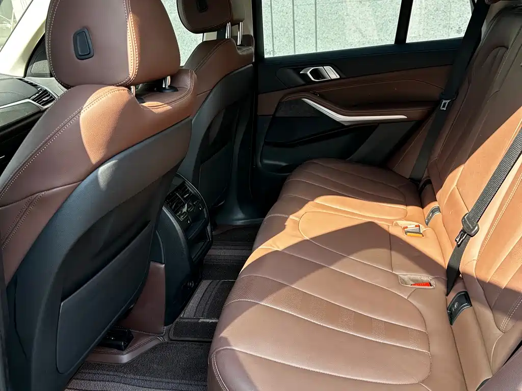BMW X5 (Import) — миниатюра 8
