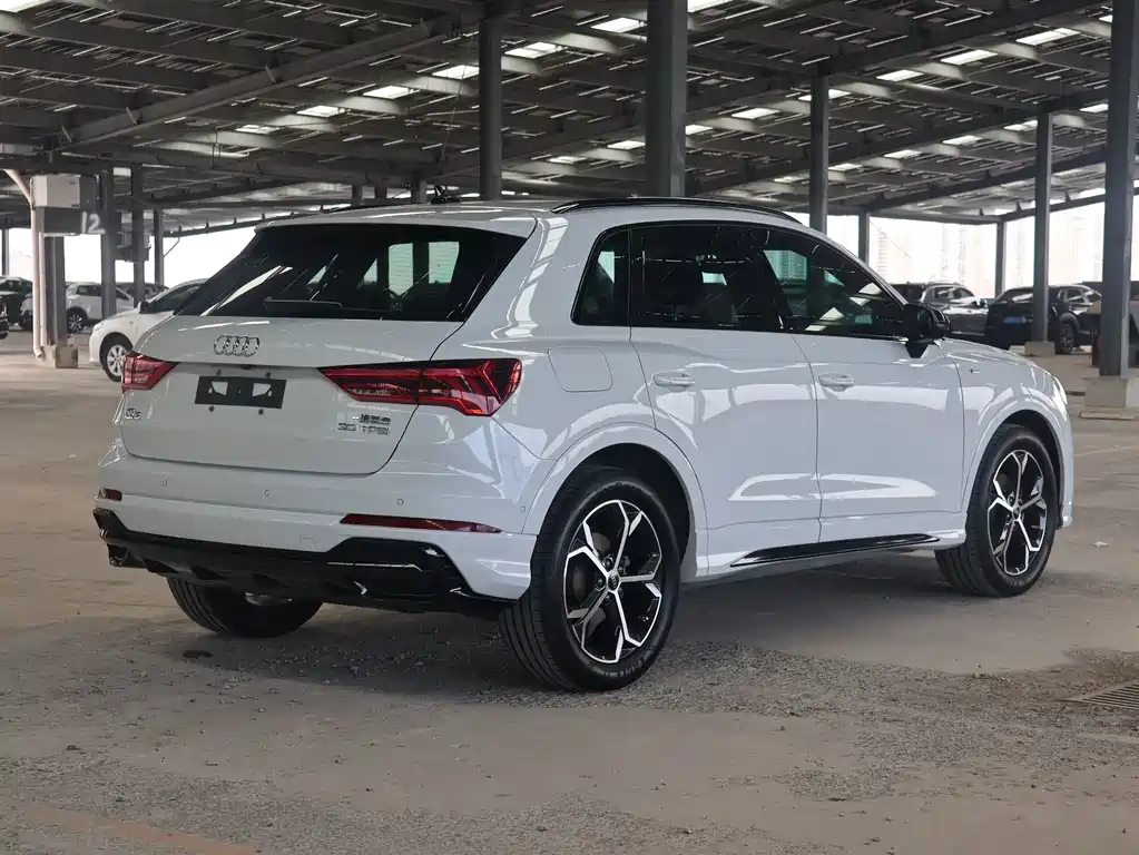 Audi Q3 — миниатюра 5