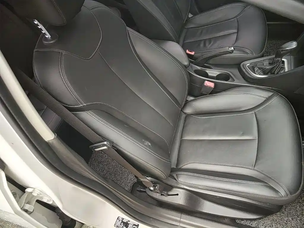 Buick Excelle — миниатюра 25