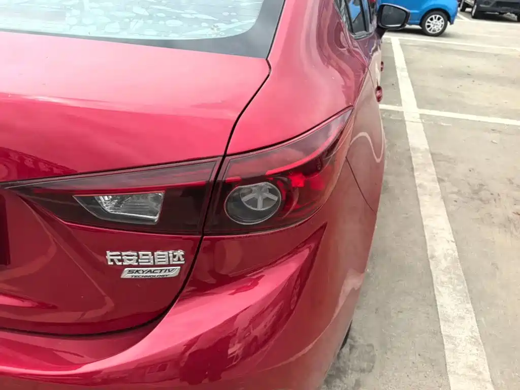 Mazda 3 Axela — миниатюра 8