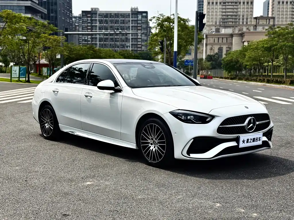 Mercedes-Benz C-Class — миниатюра 15