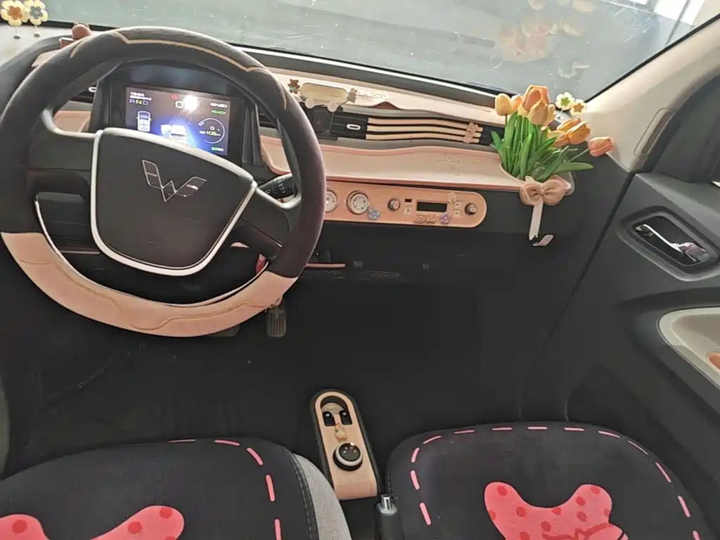 Wuling MINIEV — миниатюра 5
