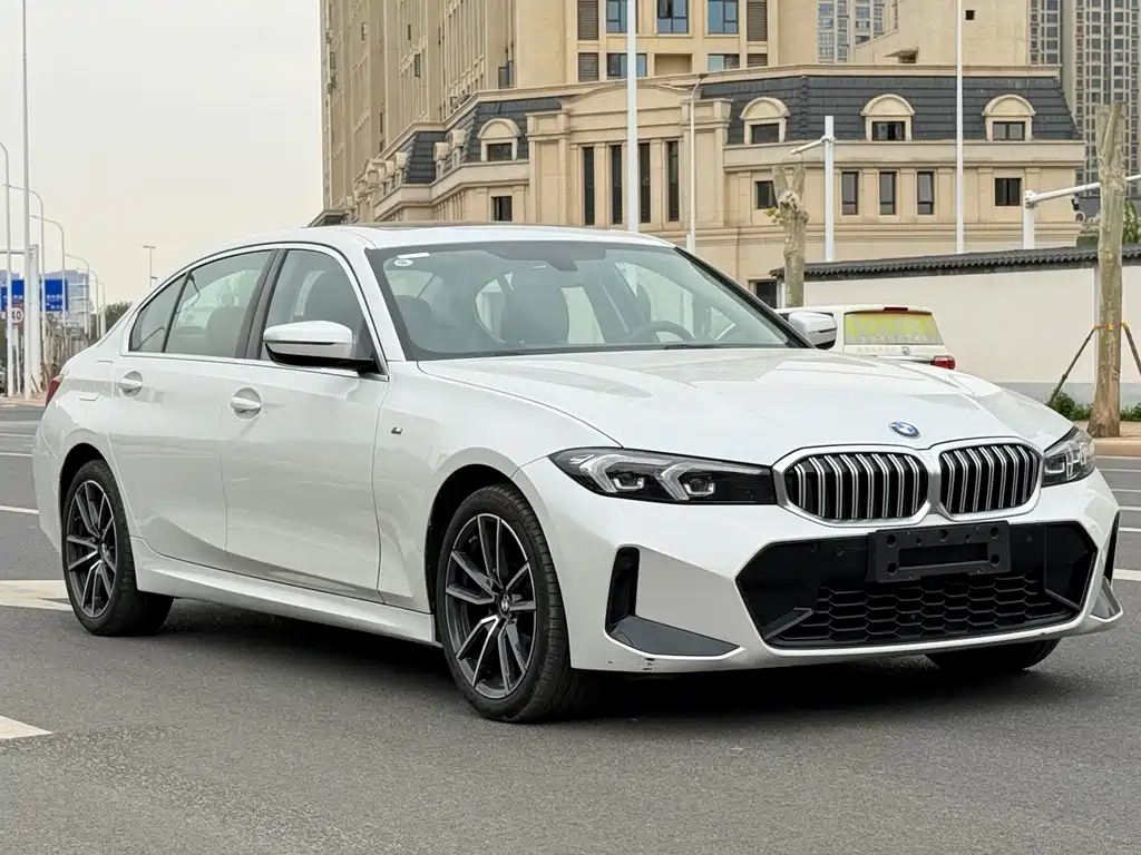 BMW 3 Series — миниатюра 3