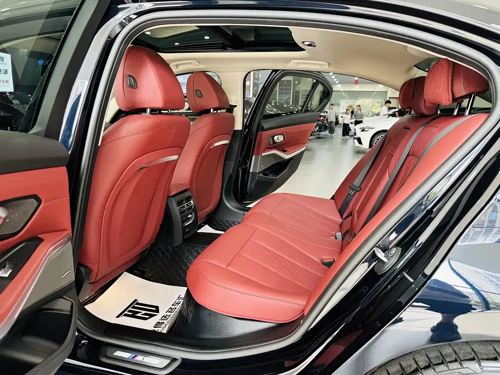BMW 3 Series — миниатюра 5