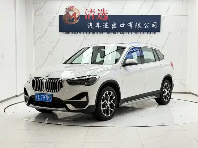 2022 BMW X1