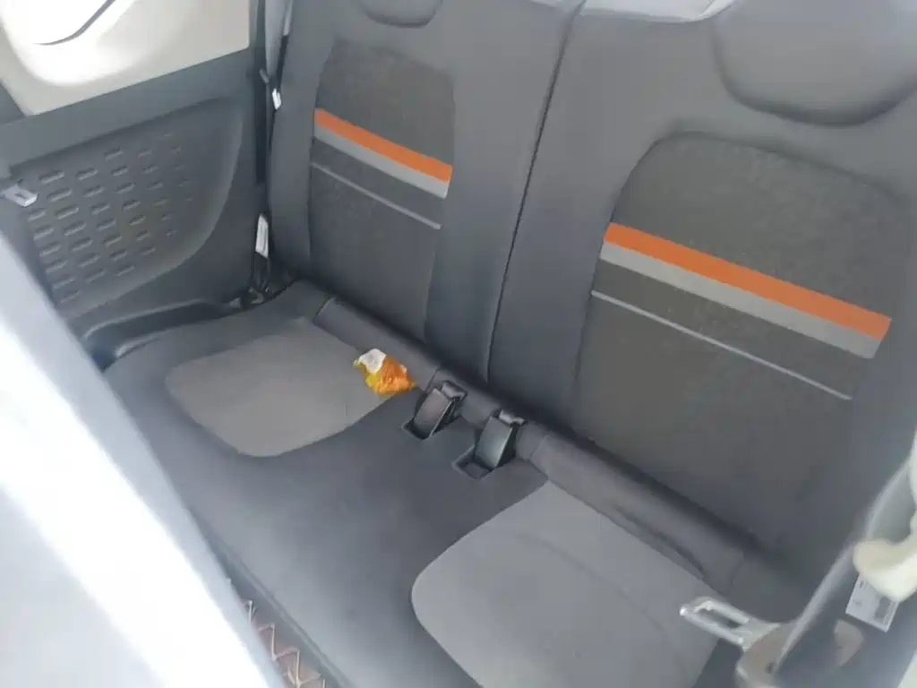 Wuling MINIEV — миниатюра 17