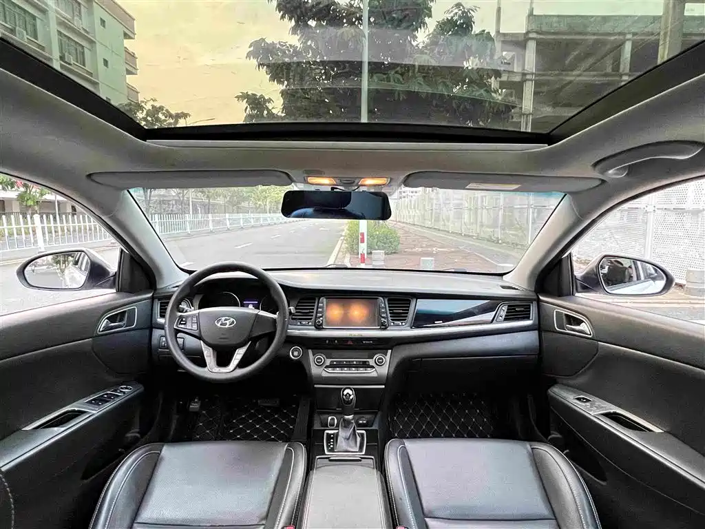 Hyundai Mistra — миниатюра 11