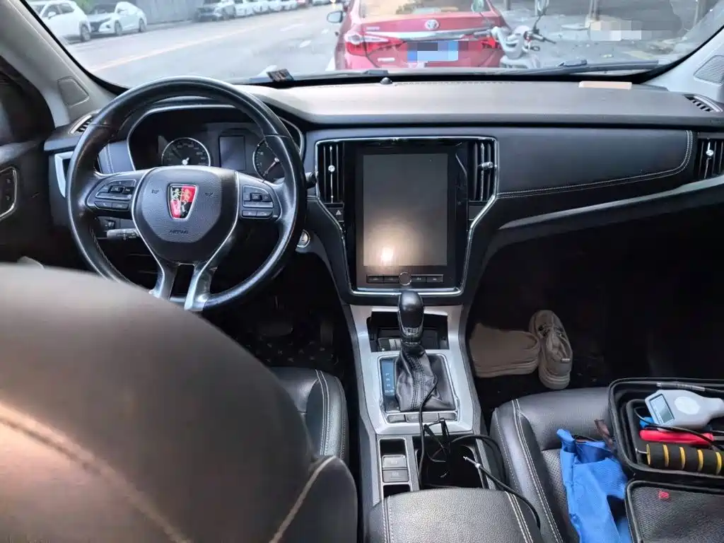 Roewe RX5 — миниатюра 13