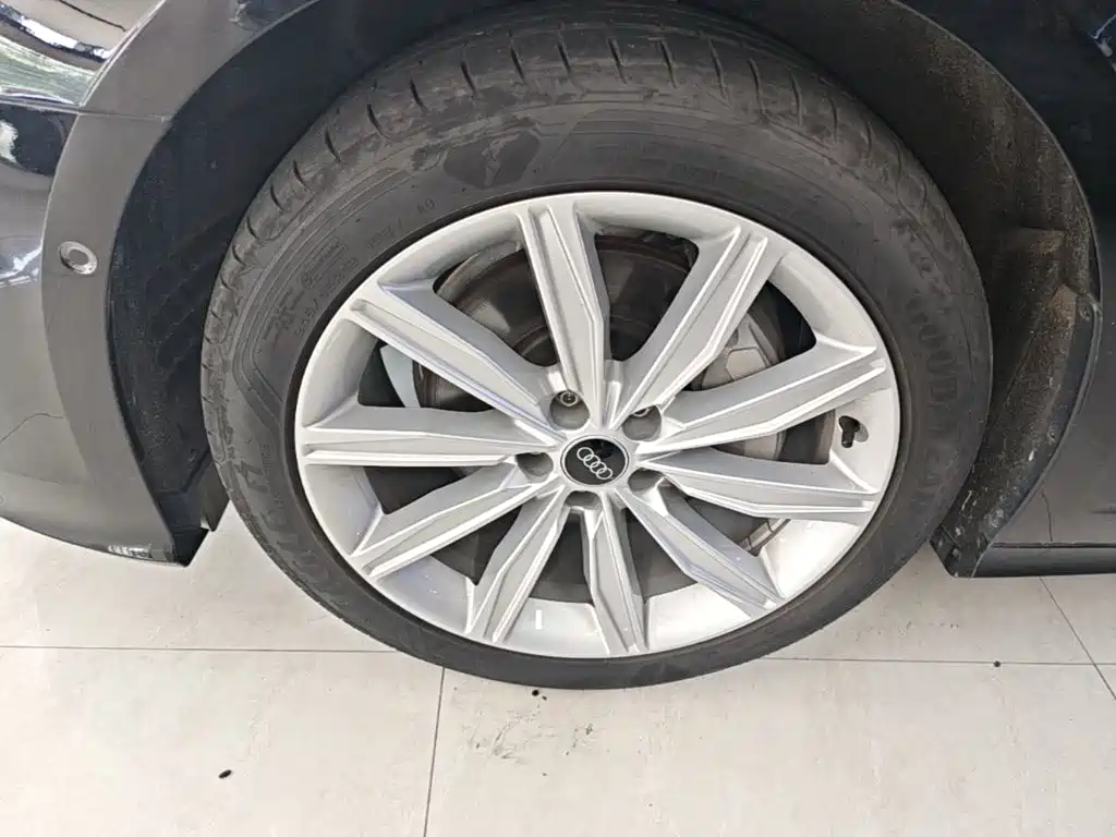 Audi A6L — миниатюра 23