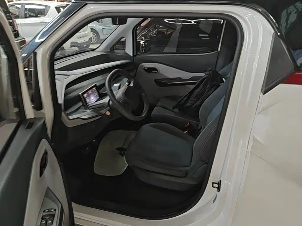 Wuling Nano EV — миниатюра 17