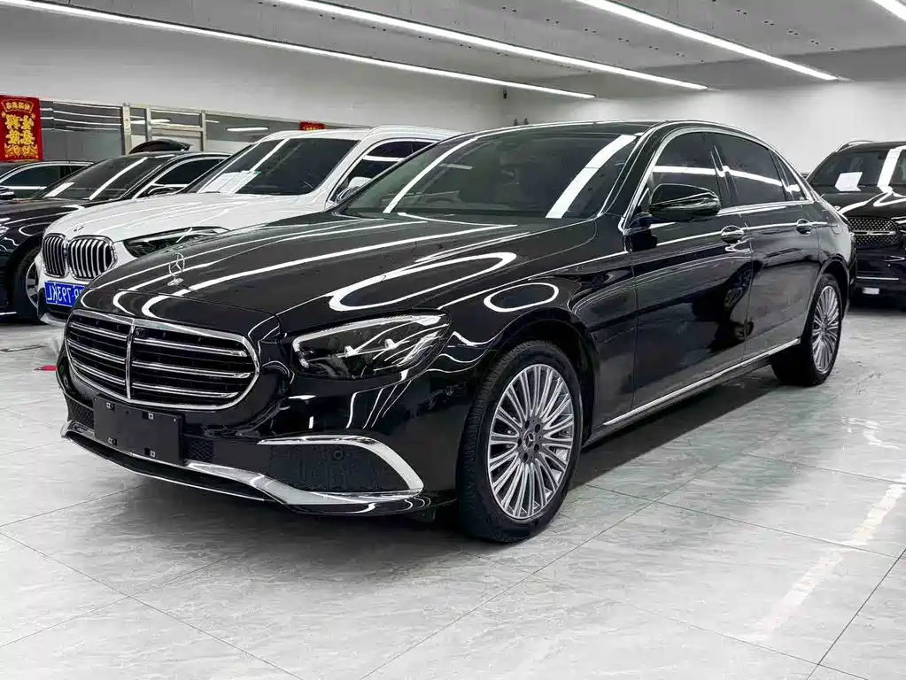 Mercedes-Benz E-Class 2023