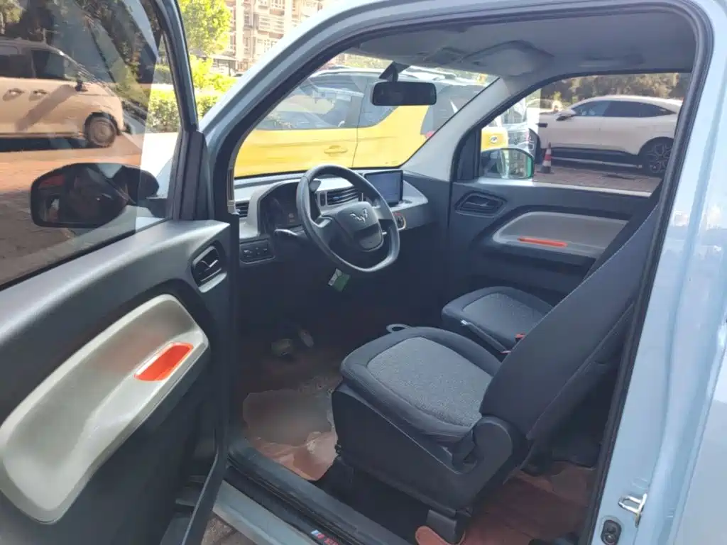 Wuling MINIEV — миниатюра 16