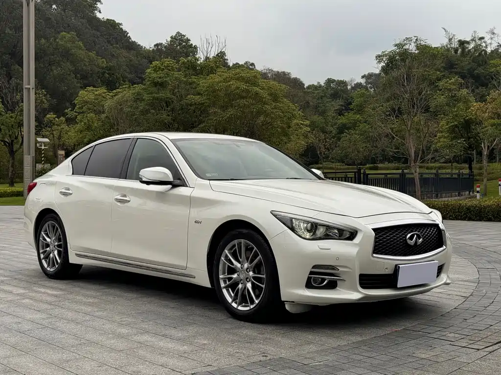 Infiniti Q50L — миниатюра 3