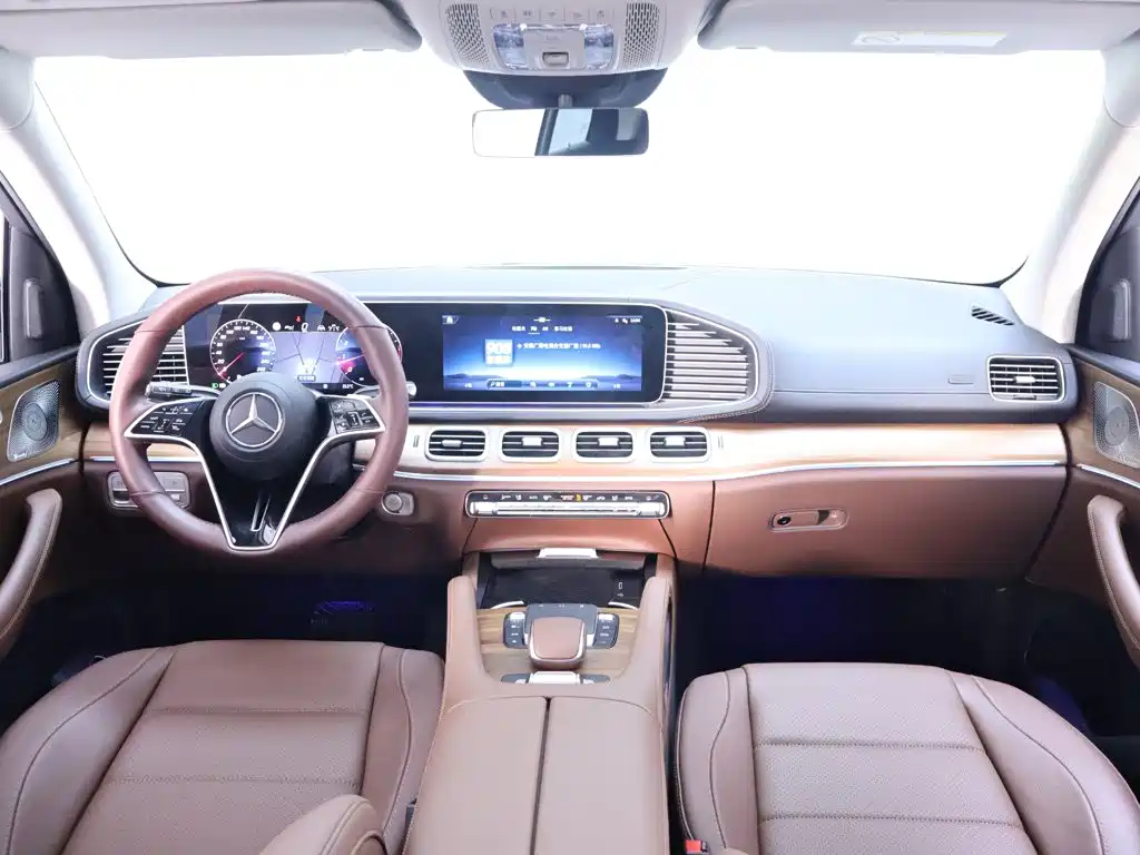 Mercedes-Benz GLE (Import) — миниатюра 13