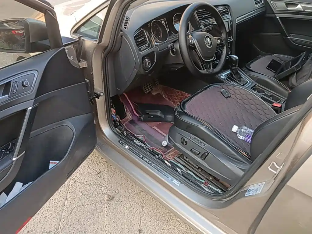 Volkswagen Golf — миниатюра 16