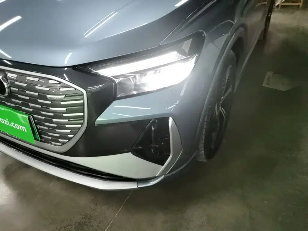 Audi Q4 e-tron — миниатюра 24