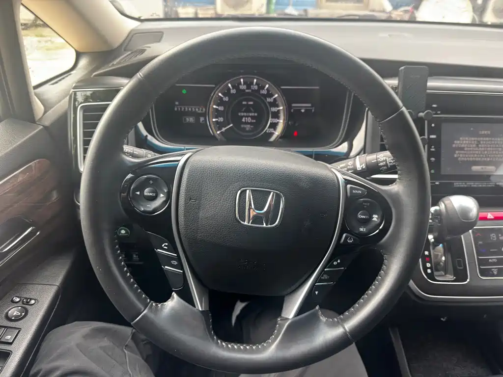 Honda Elysion — миниатюра 15
