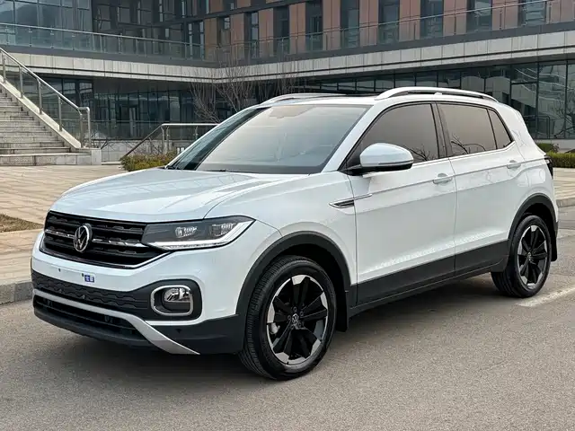 VOLKSWAGEN EXPLORING THE SHADOW