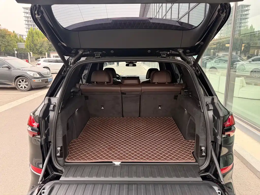 BMW X5 — миниатюра 26