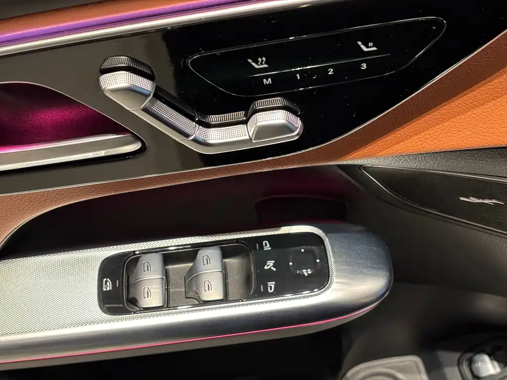 Mercedes-Benz GLC — миниатюра 14