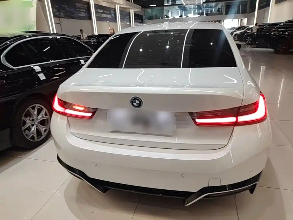 BMW i3 — миниатюра 6