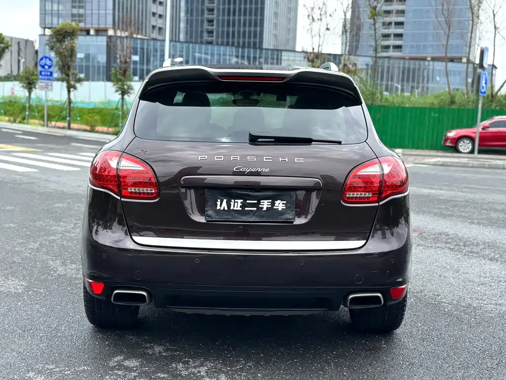 Porsche Cayenne 2014 Cayenne Platinum Edition 3.0T